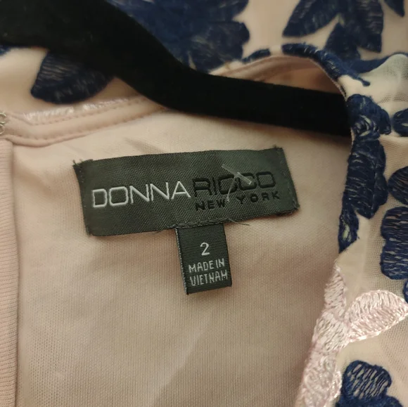 Donna Ricco NWT Navy Pink Floral Dress Size 2 - Picture 3 of 5